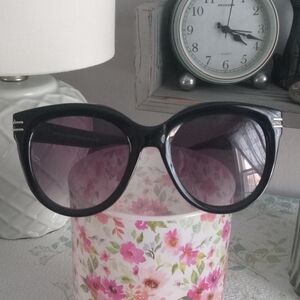 Black Cat Eye Sunglasses